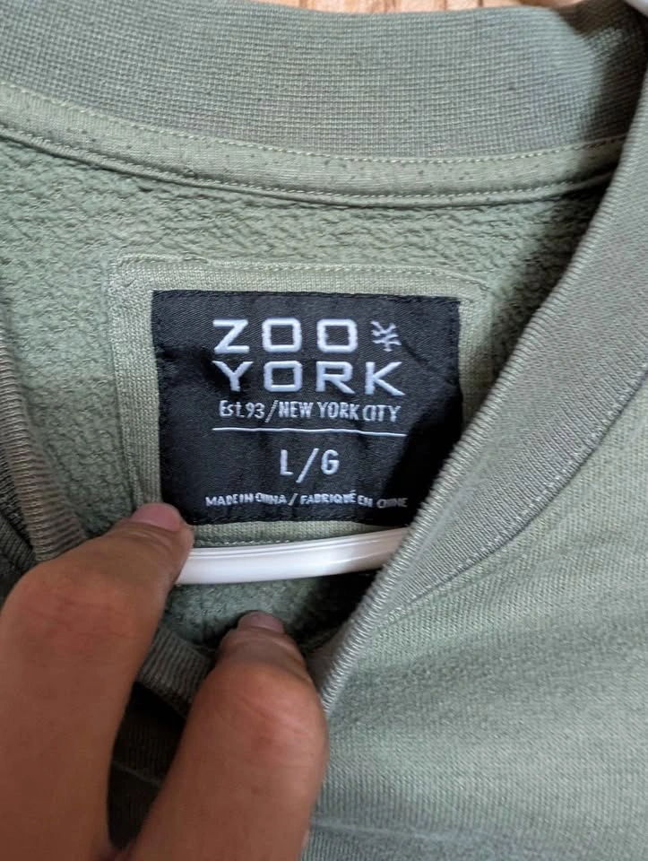Zoo York Skateboarding Sweatshirt - photo 3