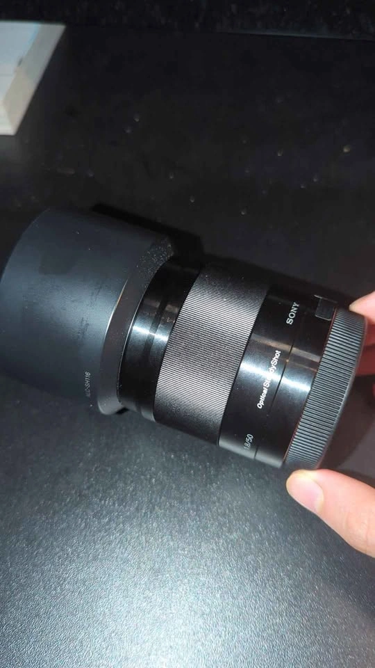 Sony E 50mm F1.8 OSS - photo 2