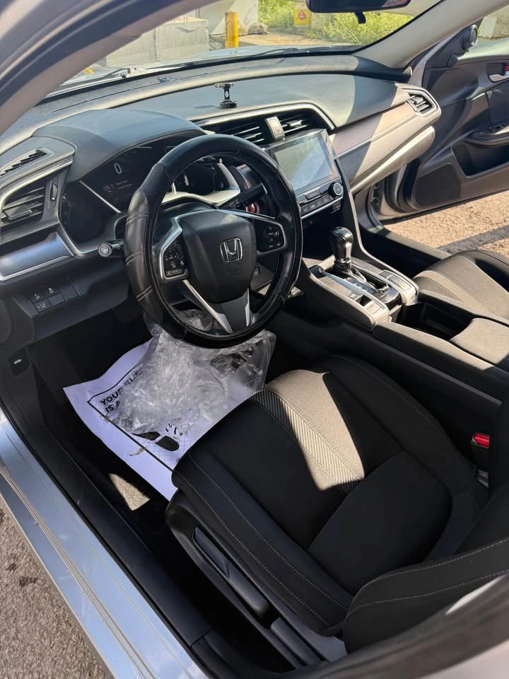 2018 Honda Civic - photo 5