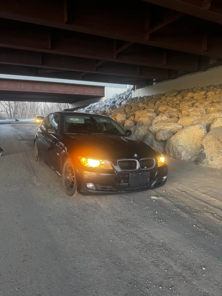 2009 BMW 3 Series - photo 4