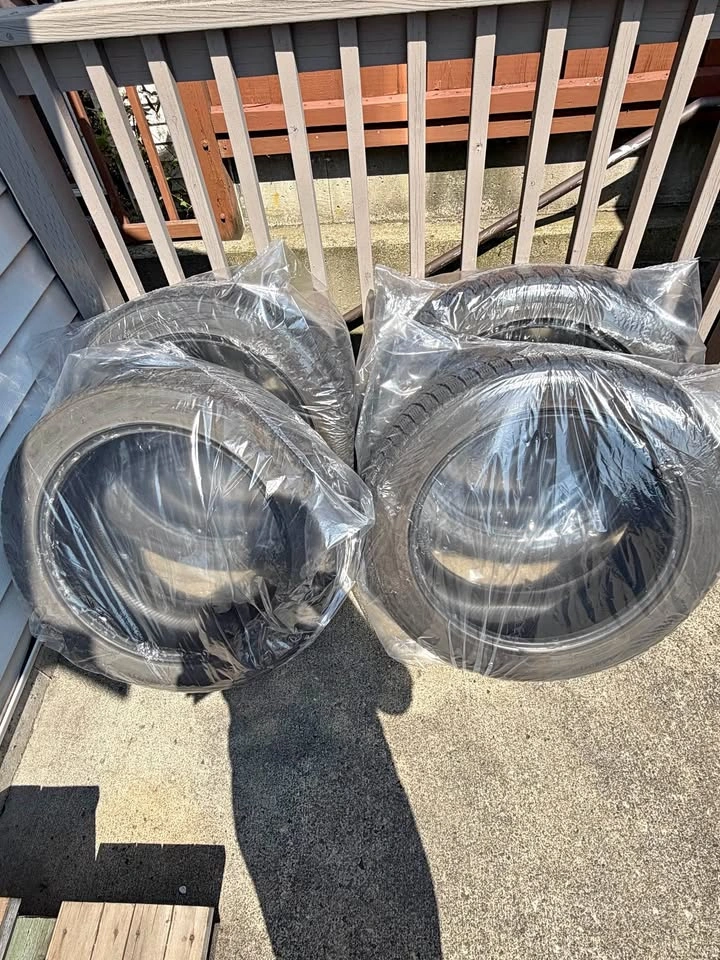 Sets of All weather tires