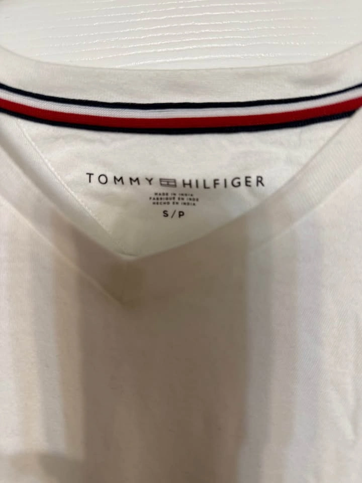 Tommy Hilfiger V-Neck T-Shirt - photo 2