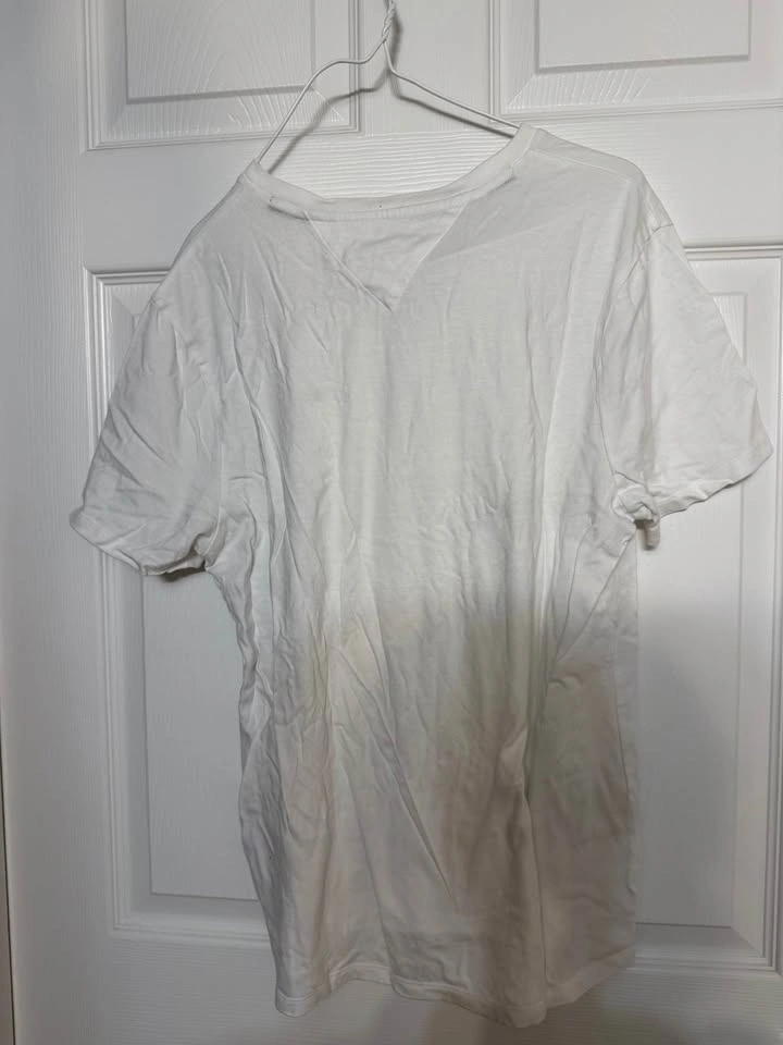 Tommy Hilfiger V-Neck T-Shirt - photo 3