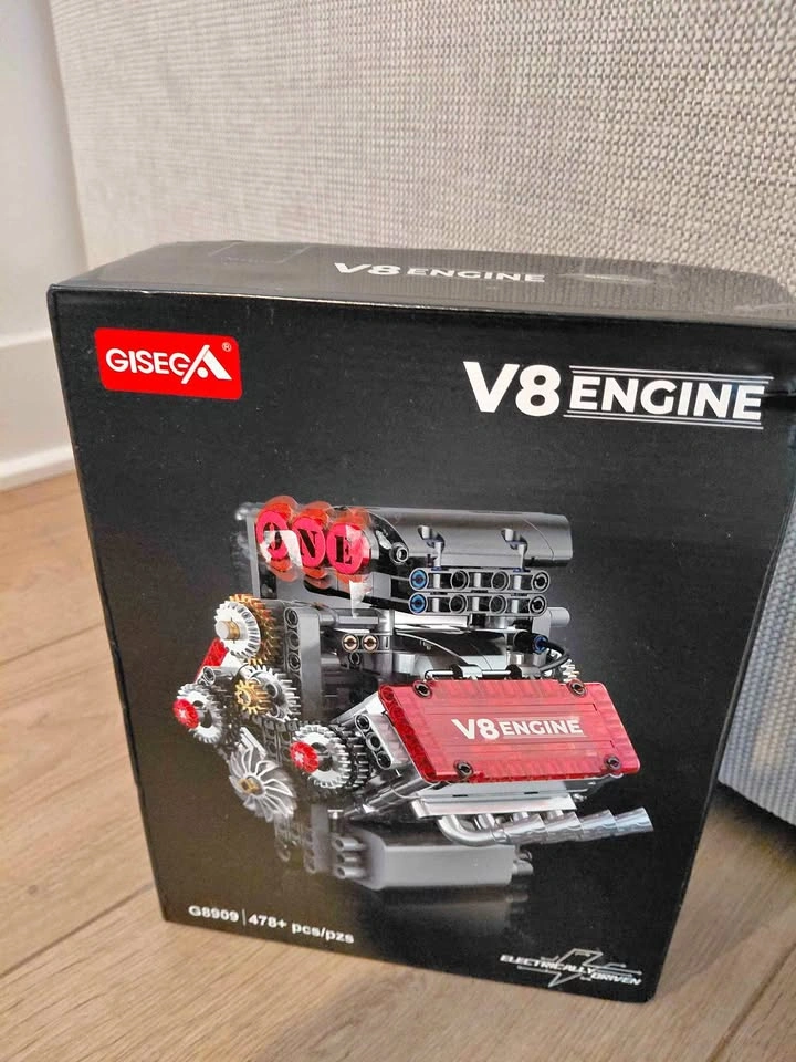 GISEGA V8 Engine Building Set (lego)