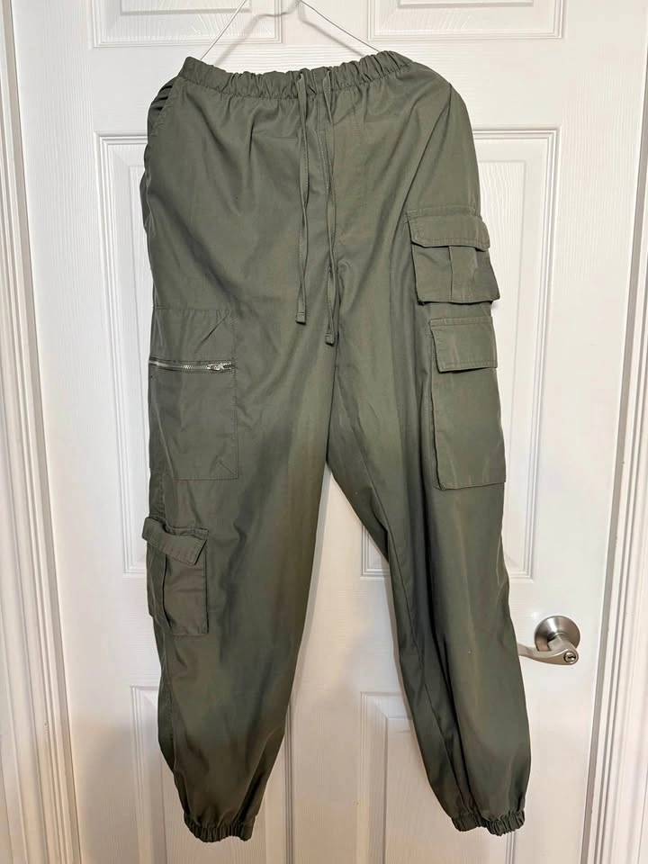 Refuge Olive Green Cargo Jogger Pants Size L