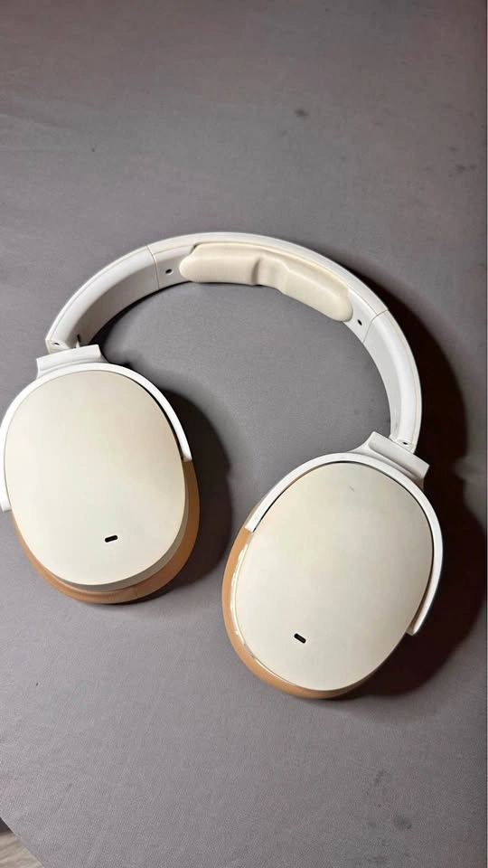 Skullcandy Hesh ANC headphones