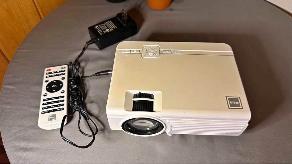 RCA home theatre projector