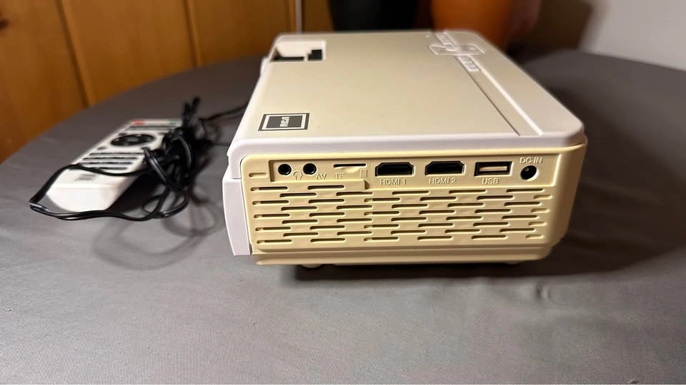 RCA home theatre projector - photo 3