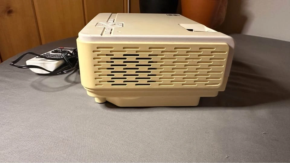 RCA home theatre projector - photo 5