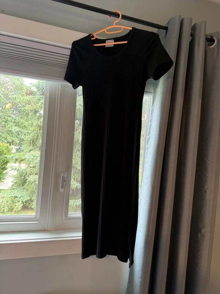 Assorted Dresses - photo 2