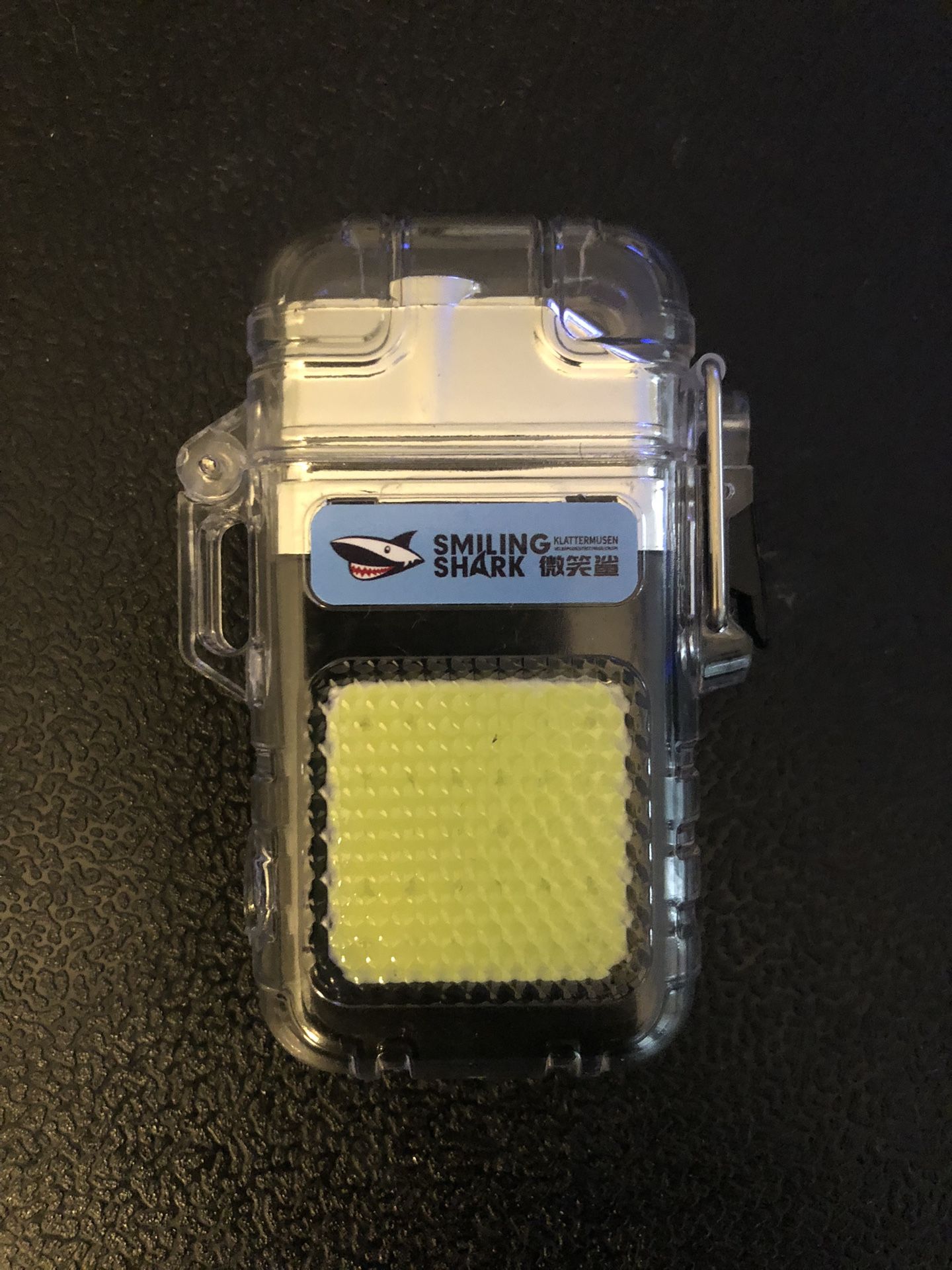 2-In-1 Mini Flashlight & Cigarette Lighter
