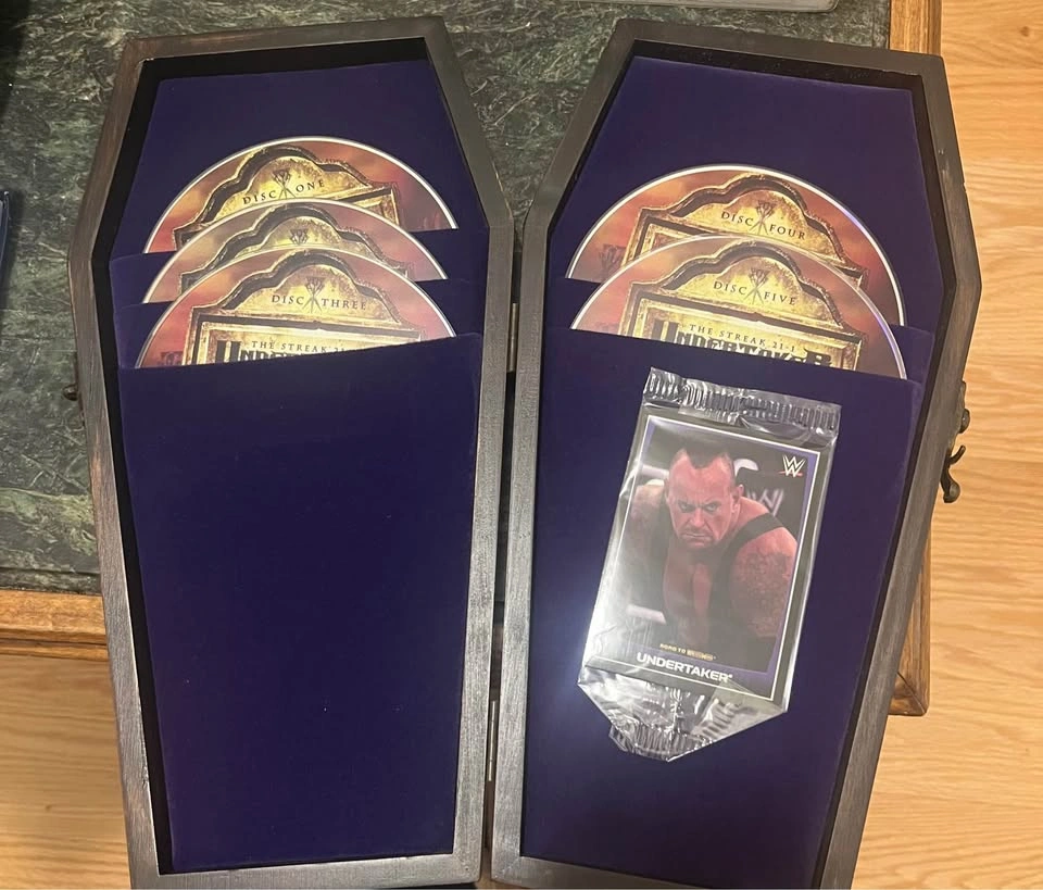 WWE: Undertaker The Streak 21-1 Coffin Box Set (DVD, 2015) - photo 2