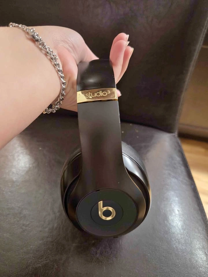 Beats Studio3 Wireless Headphones