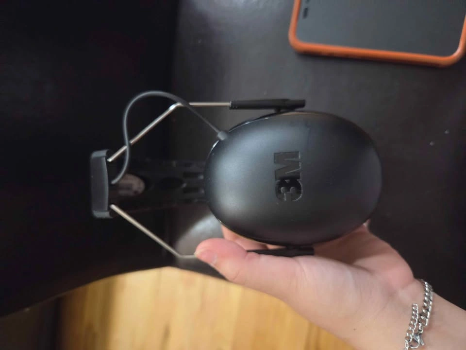 NEW 3M WorkTunes Connect Bluetooth Hearing Protector - photo 3