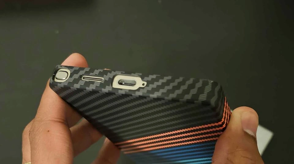 Samsung Galaxy S24 Ultra Carbon Fiber Case - photo 4
