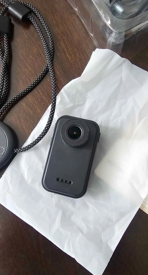F2 Action Camera with 32GB SD Card - photo 3