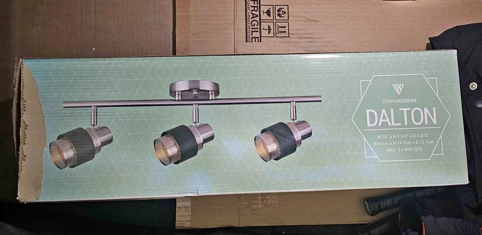 Canarm Dalton 3-Light Track Light Bar