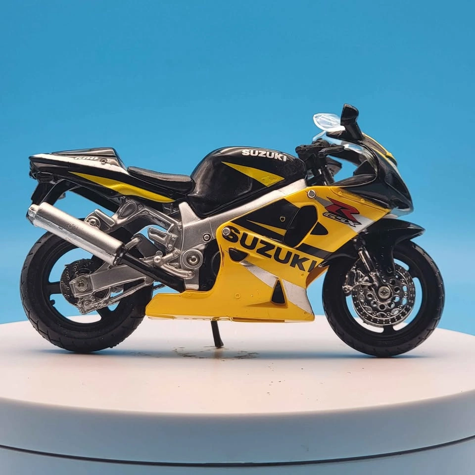 Suzuki GSX-R600 Motorcycle Model 1:18 Scale Diecast - photo 2
