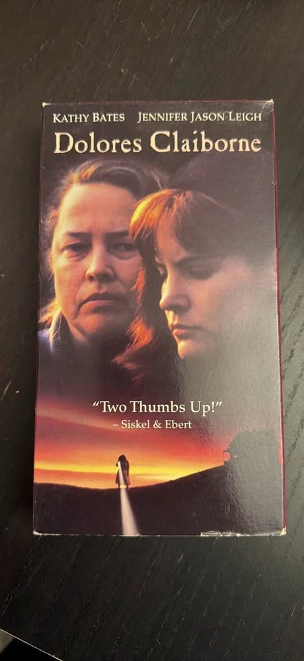 Dolores Claiborne VHS Movie starring Kathy Bates and Jennifer Ja - photo 2