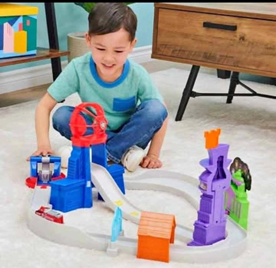 Paw Patrol Total City Rescue Set & Chase Cruiser Bundle