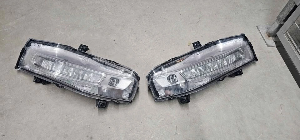 2018-2023 Ford Mustang S550 LED Fog Light Turn Signal Assemblies - photo 4