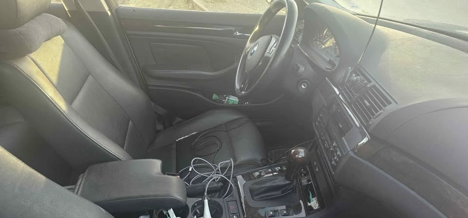 2003 BMW 3 Series - photo 5