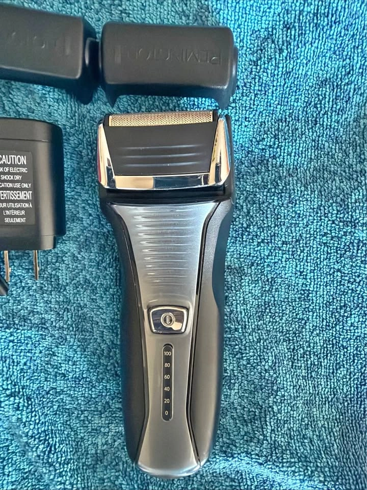 Remington F-5800 Electric Foil Shaver