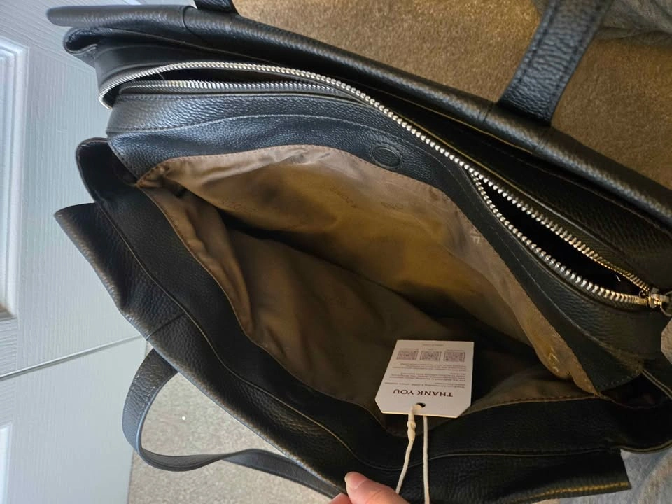 Songmont inspired leather tote bag in black - photo 4