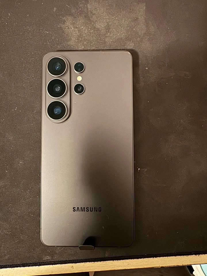 BRAND NEW BLACK SAMSUNG S26 ULTRA 512GB
