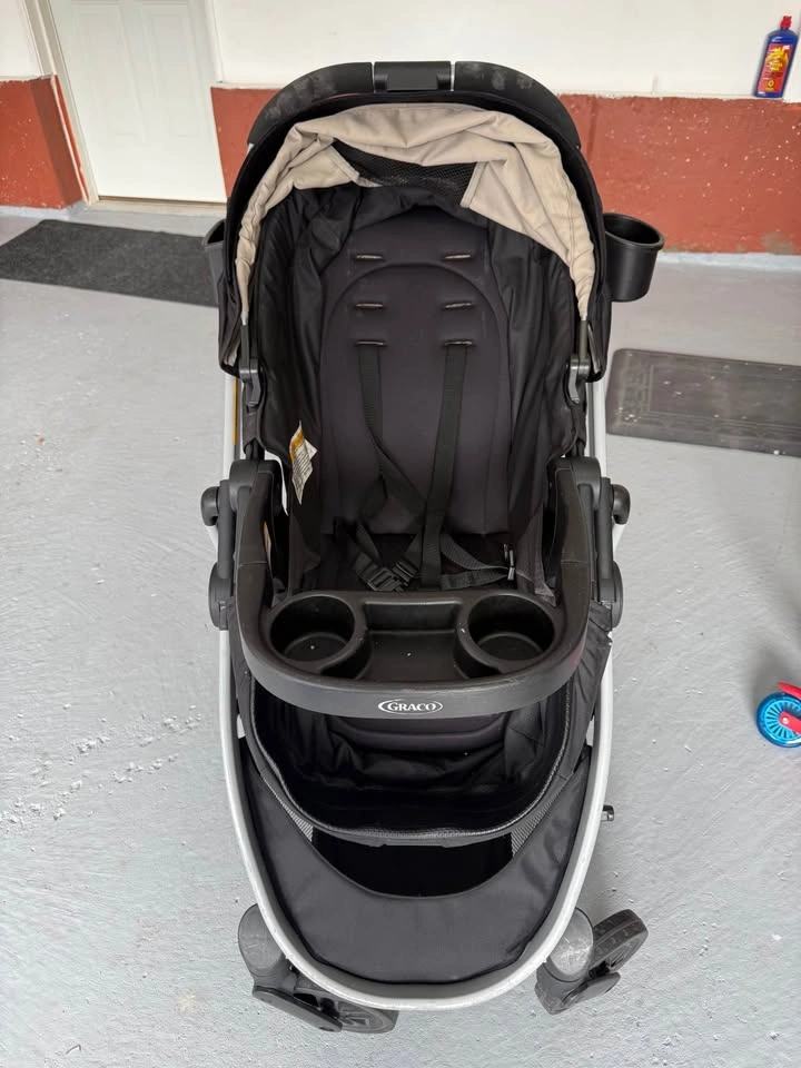 Graco baby stroller - photo 2