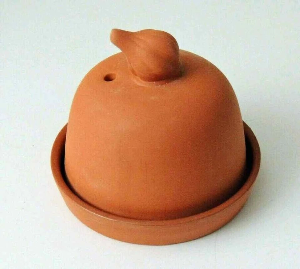 NEW IN BOX Vintage Boston Warehouse Garlic Baker Terra Cotta