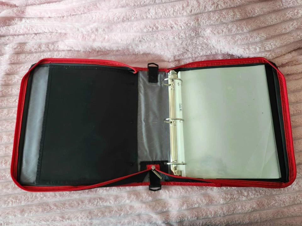 Five Star Zippered Binder - photo 4