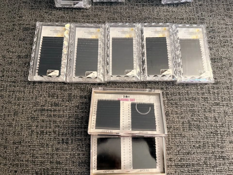 Lash Extension Trays - photo 2