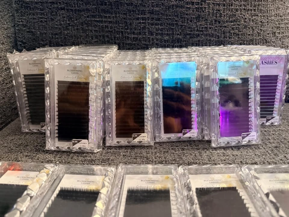 Lash Extension Trays - photo 3