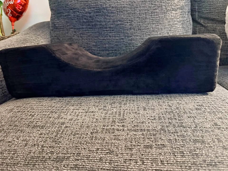 Eyelash Extension Velvet Lash Pillow