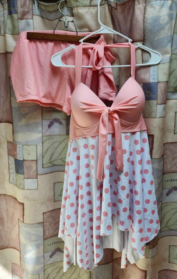 Swimsuits - photo 2