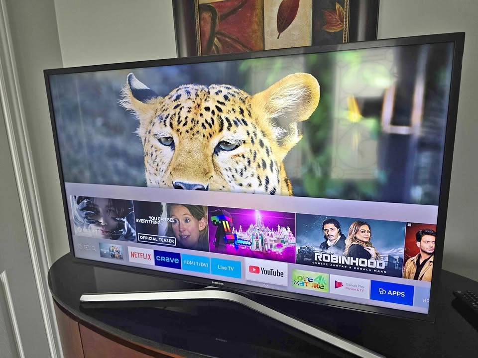 Samsung Tv 40 inches - Excellent Condition - UN40MU6290FXZC