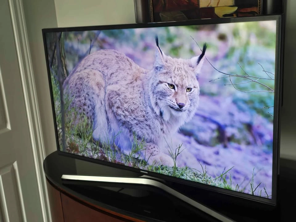 Samsung Tv 40 inches - Excellent Condition - UN40MU6290FXZC - photo 3