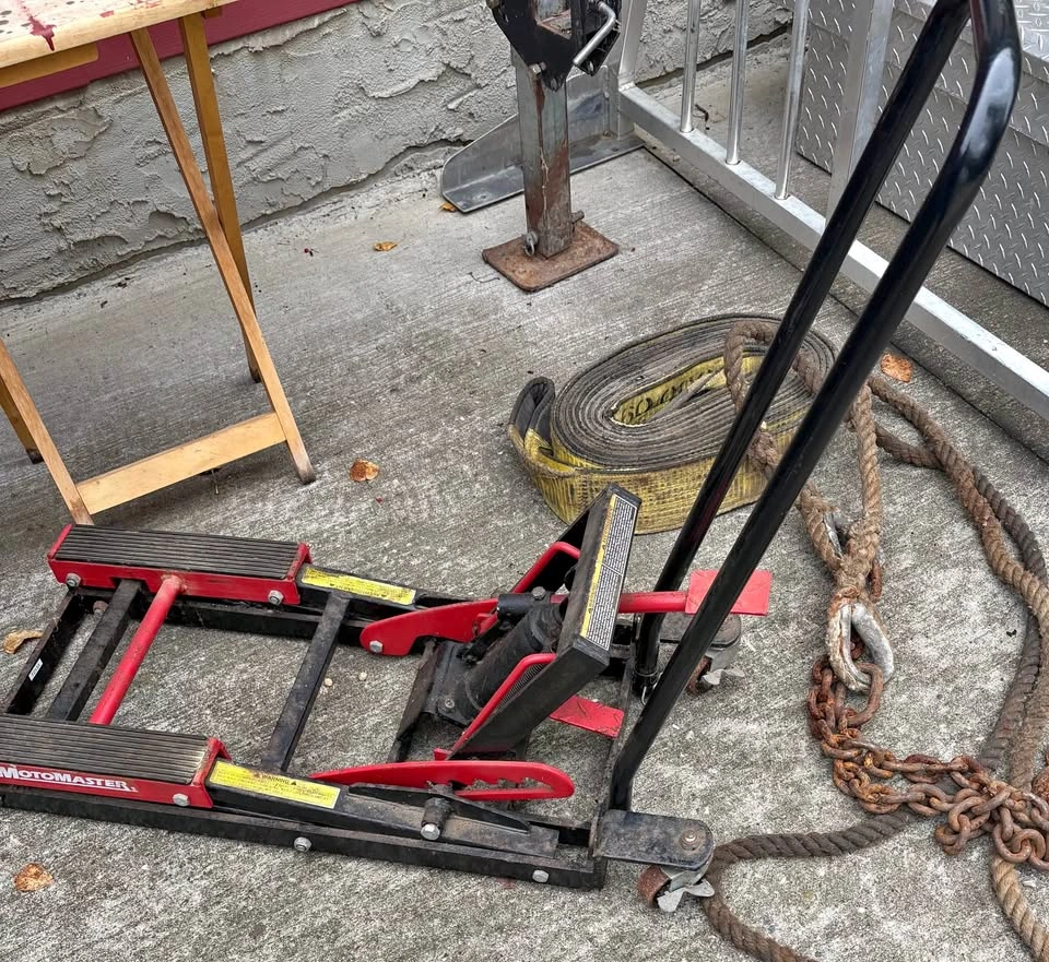 MotoMaster ATV lift