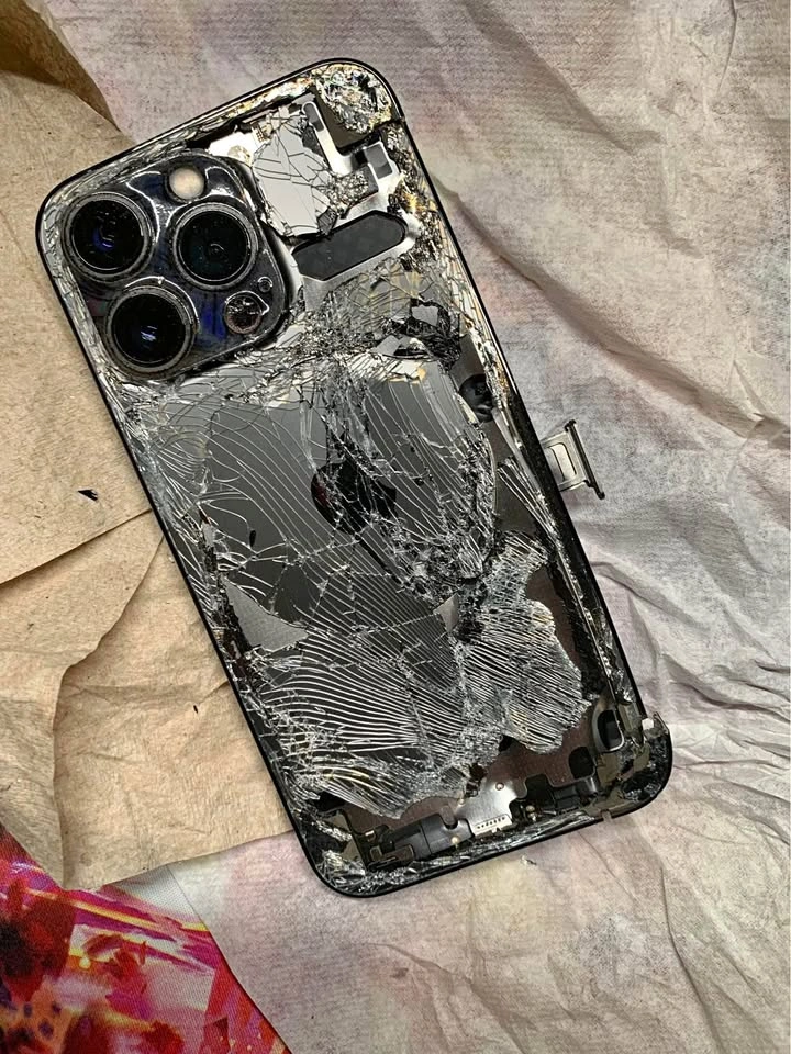 I buy broken iPhones for cash