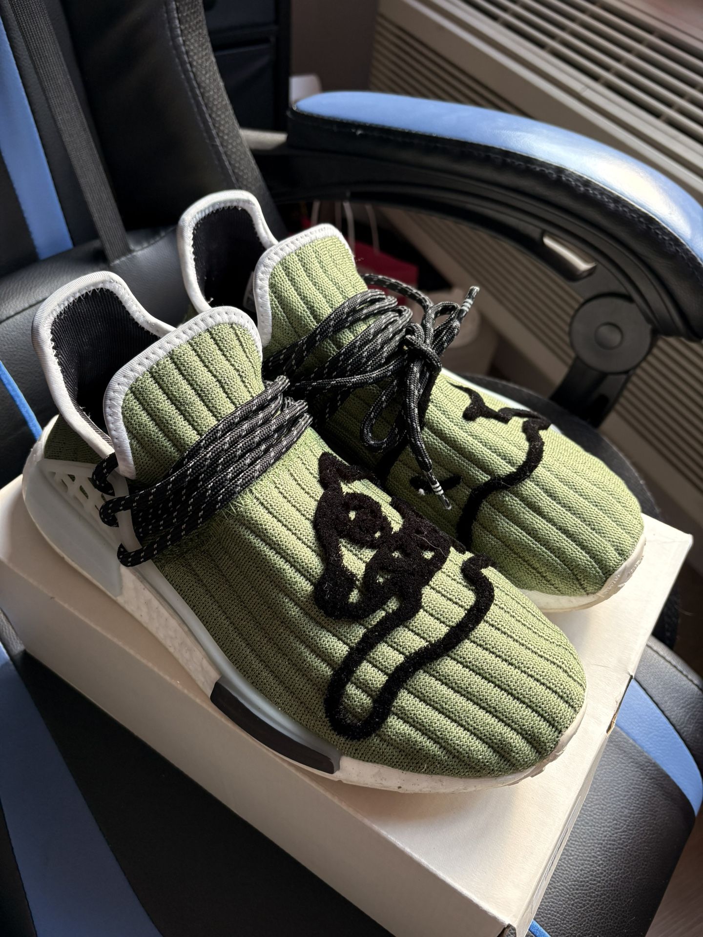 BBC ICE CREAM X PHARRELL X NMD HUMAN RACE 'RUNNING DOG' - photo 2