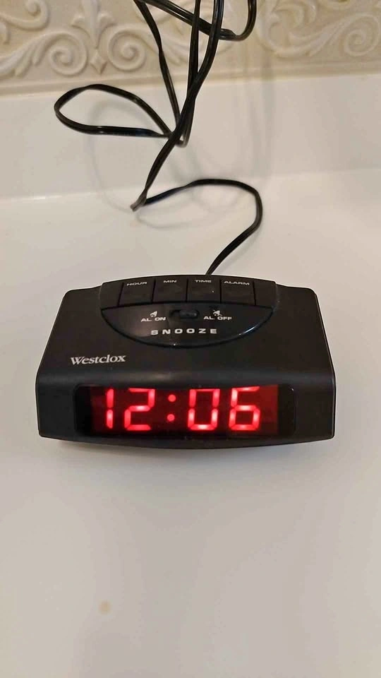 Westclox Digital Led Alarm Clock