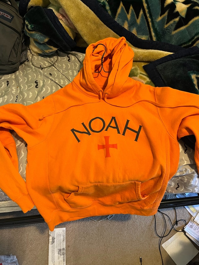 Noah Hoodie