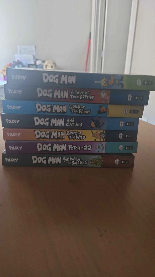 7 Hardcover Dog Man book bundle, $25 OBO, need gone ASAP - photo 2