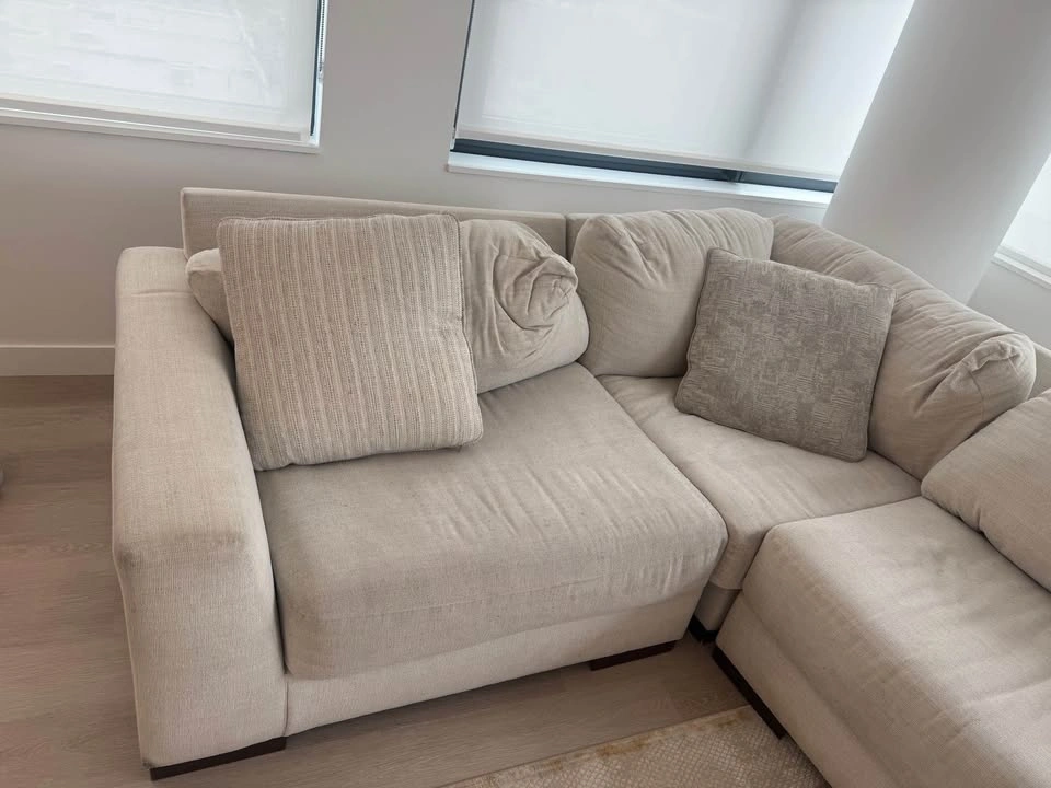 Ashley beige/cream Sectional Couch - photo 4