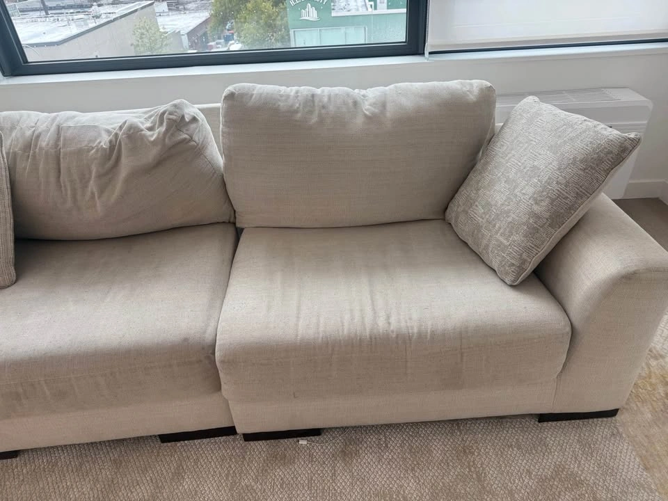 Ashley beige/cream Sectional Couch - photo 5