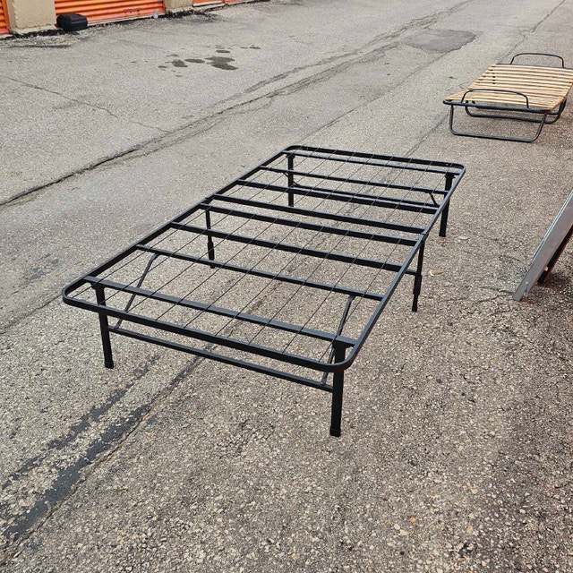 Delivery Available: Twin size bed frame - photo 2