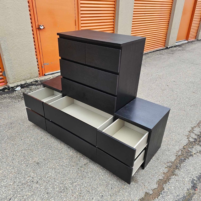 Delivery Available: Matching Dresser and Nightstands - photo 5