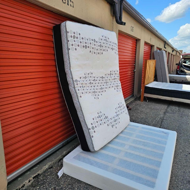 Delivery Available: Queen Size mattress For sale - photo 5