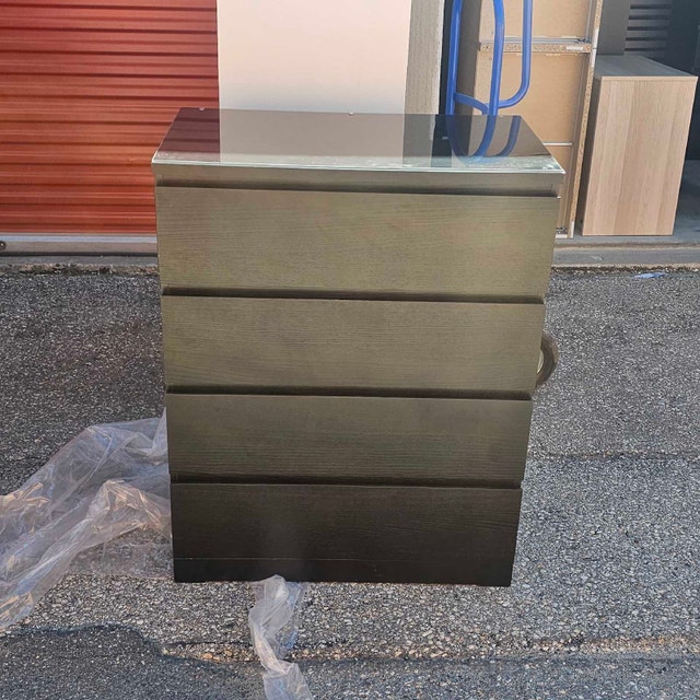 Delivery Available: Dresser with Glass Top Protector - photo 2